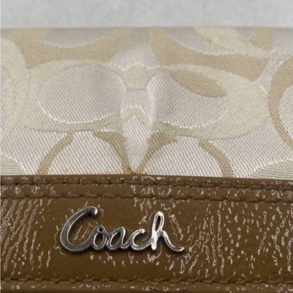 Coach Tan and Cream Women's Wallet - Picture 3 of 6